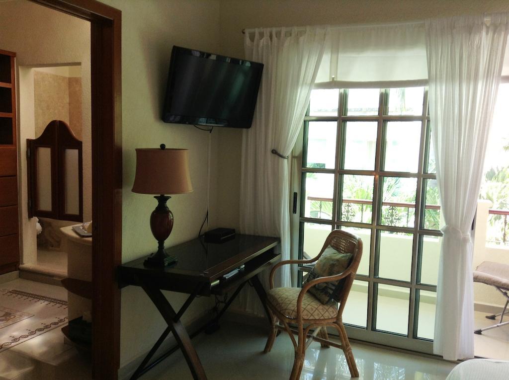 Home Away From Home (Adults Only) 坎昆 外观 照片